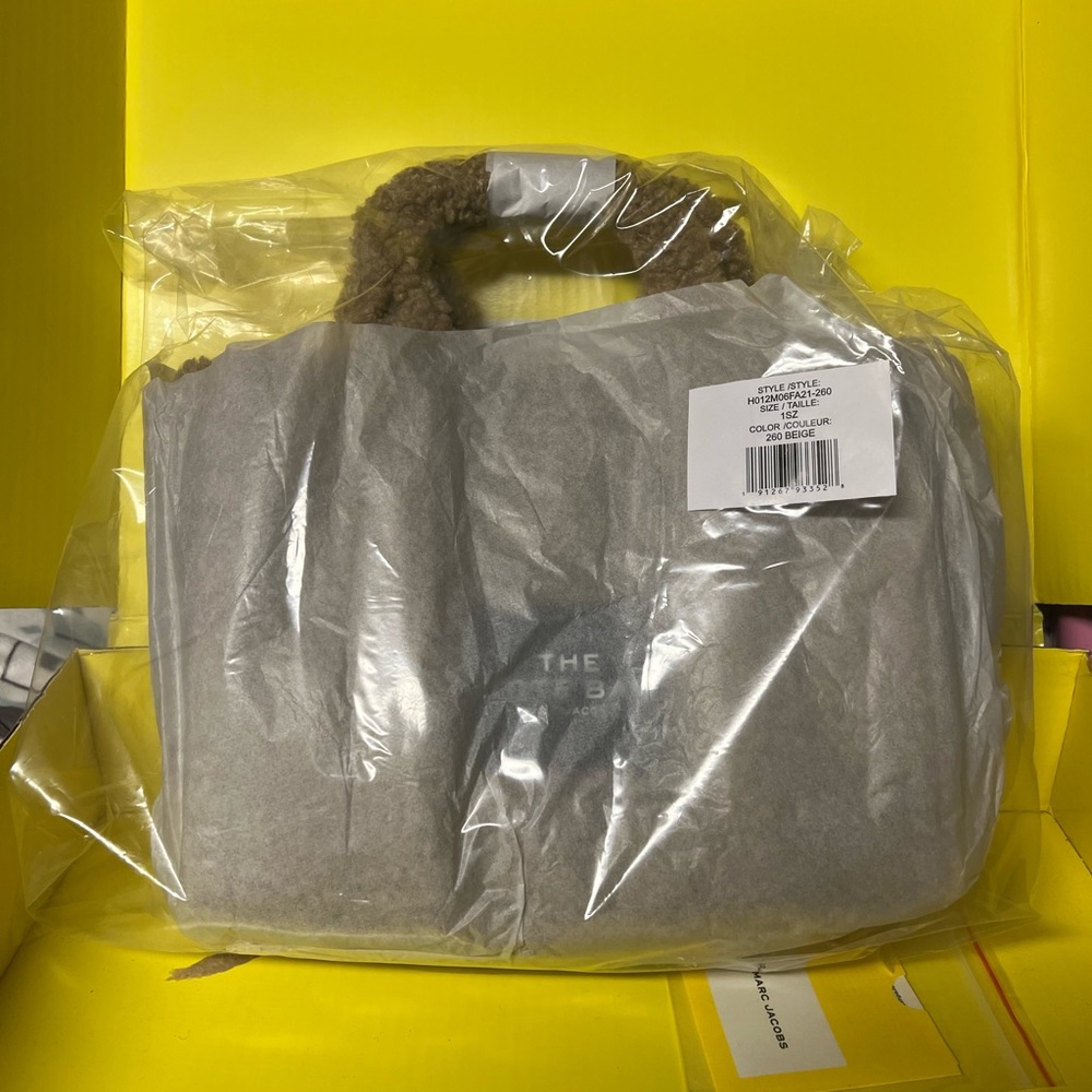 ***SOLD***marc jacobs mini teddy tote bag***SOLD***